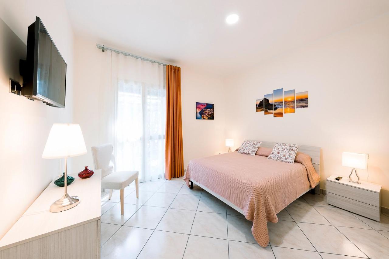 Villa San Lorenzo Rooms Скала Екстер'єр фото